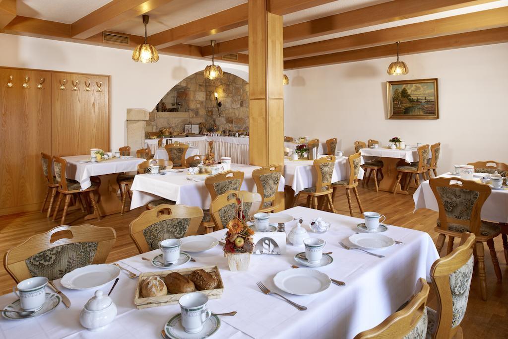 Landhotel Zum Erbgericht Stolpen Exterior foto