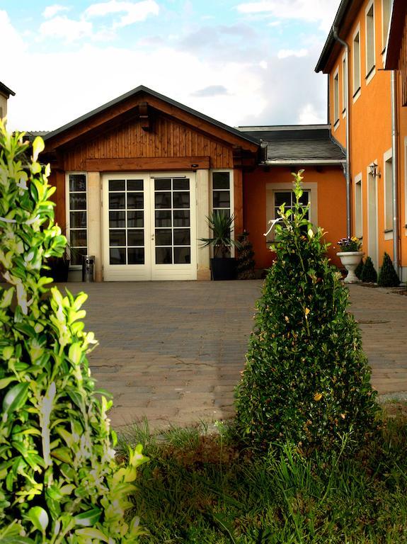 Landhotel Zum Erbgericht Stolpen Exterior foto